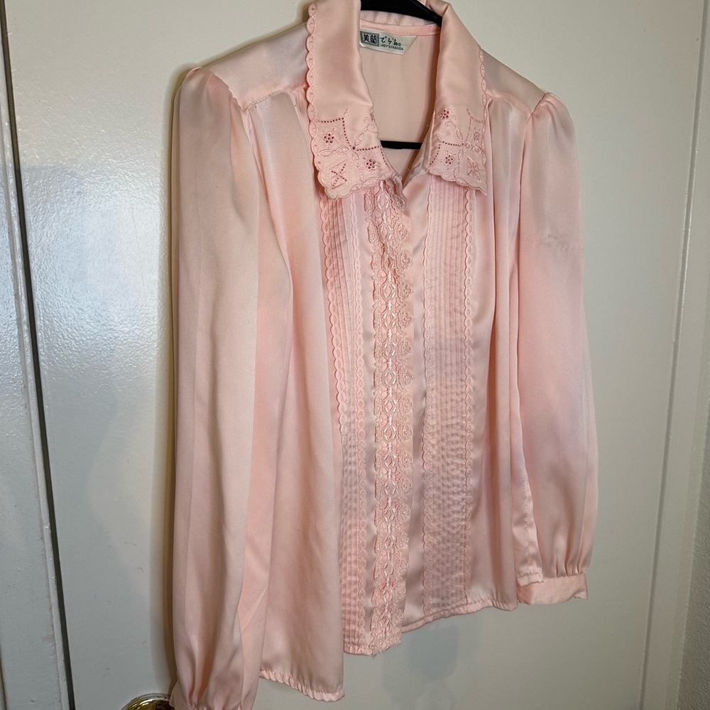 Chic Light Pink Blouse with Lace Accents